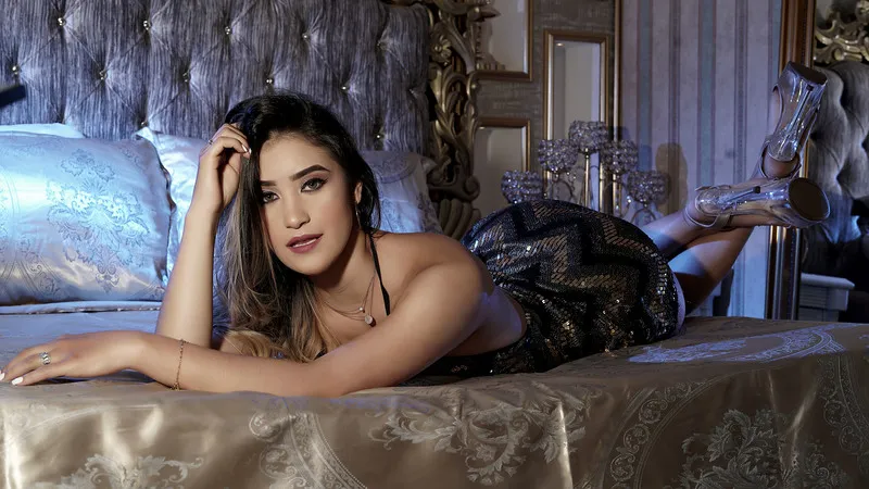 Live sex webcam photo for LaiaBenet #3487911