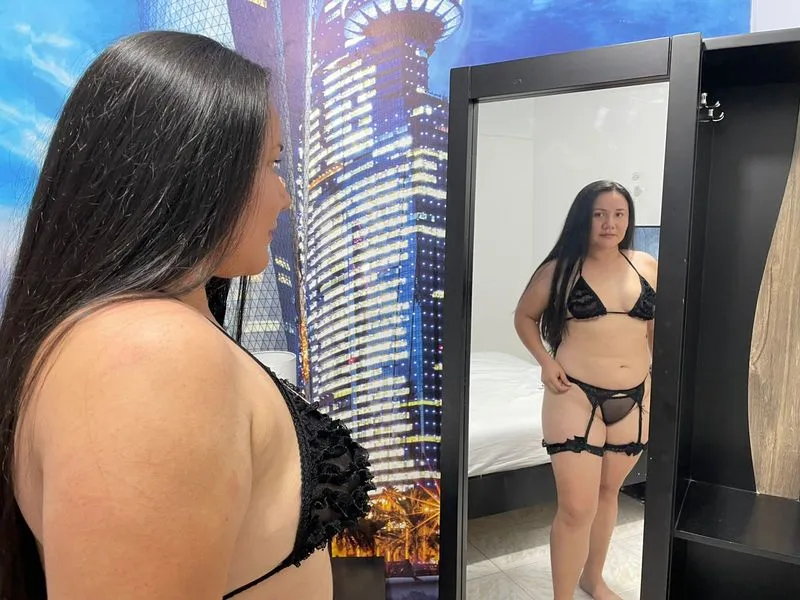 Live sex webcam photo for KattyVegaa #3498997