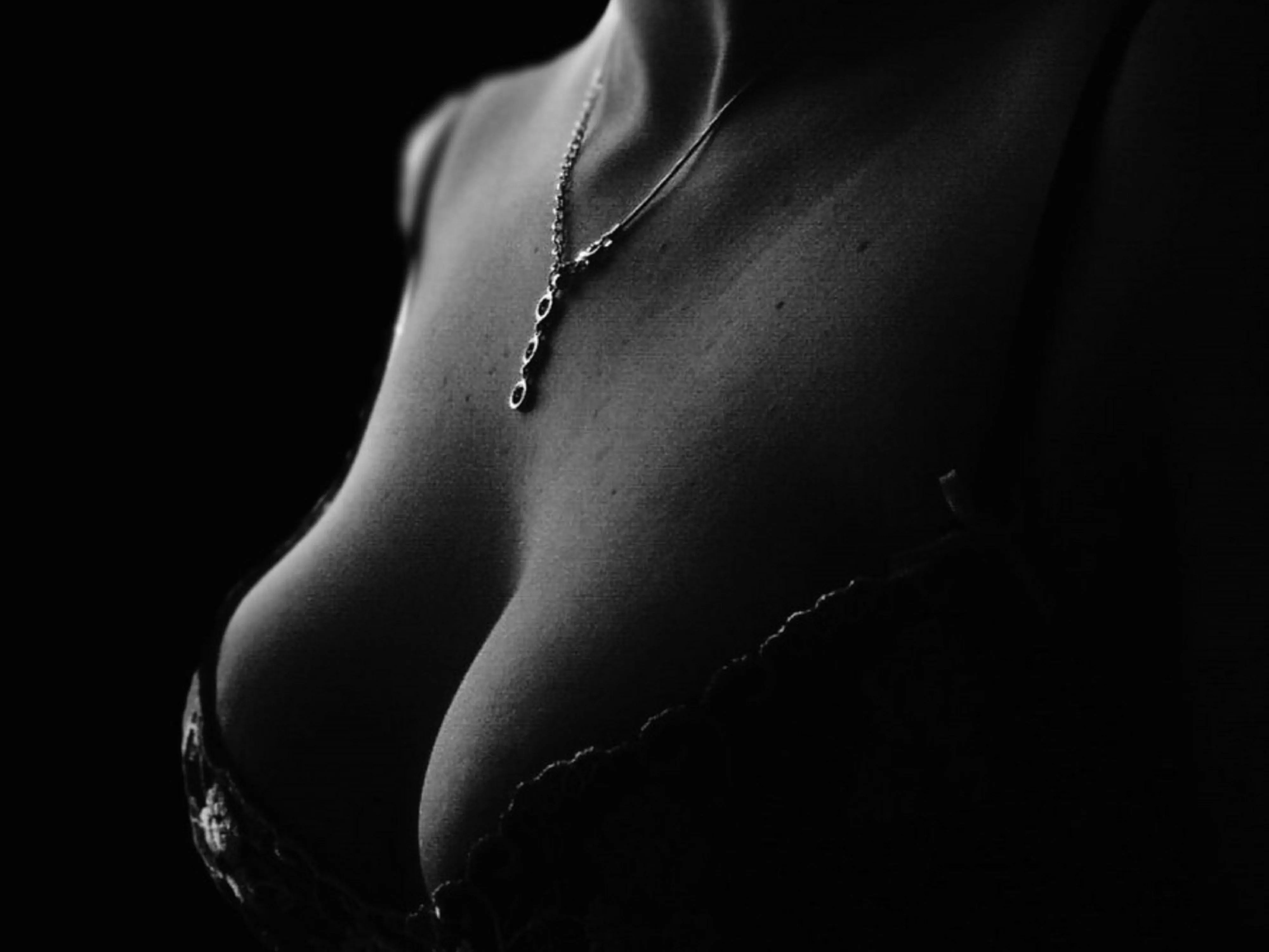 Live sex webcam photo for LucianaLeon #3497137