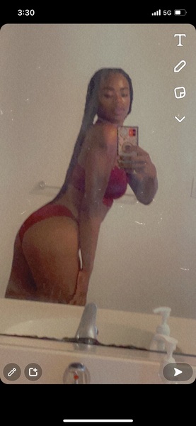 Live sex webcam photo for Harmonyyy #3638368