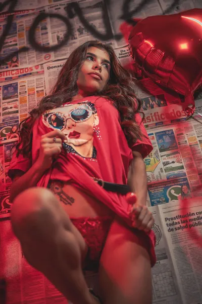 Live sex webcam photo for ChrissyRyder #6130982