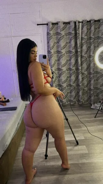 Live sex webcam photo for EmmaBecket #3831423