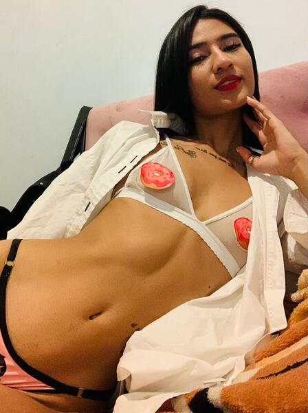 Live sex webcam photo for SamanthaLopez20 #3874568