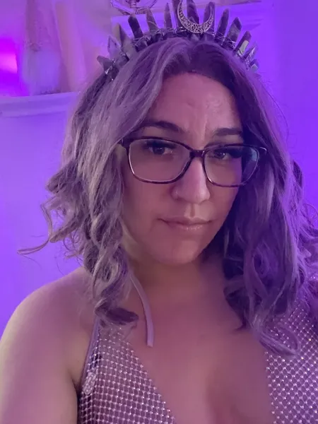 Live sex webcam photo for Loveylauren93 #3550055