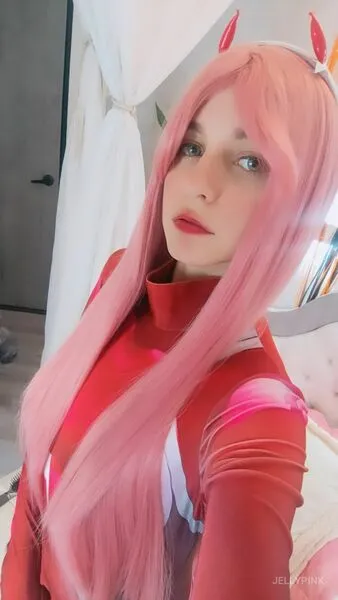 Live sex webcam photo for JellyFishPink #3621440