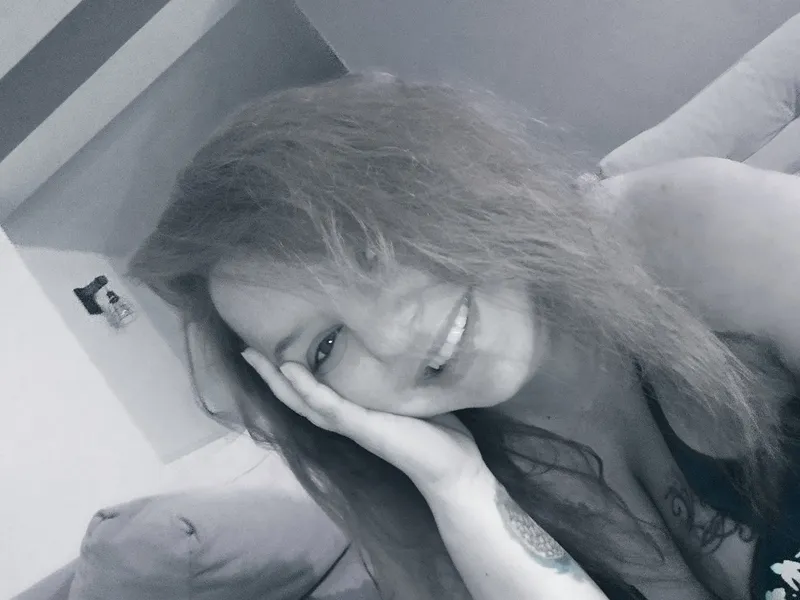 Live sex webcam photo for VeronicaRedxx #3526965