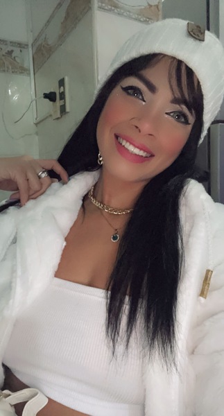 Live sex webcam photo for StacyGiraldo #3518659