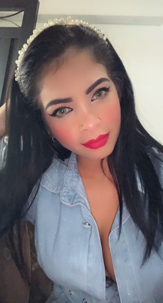 Live sex webcam photo for StacyGiraldo #3521684