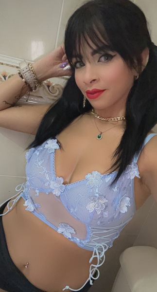 Live sex webcam photo for StacyGiraldo #3521680