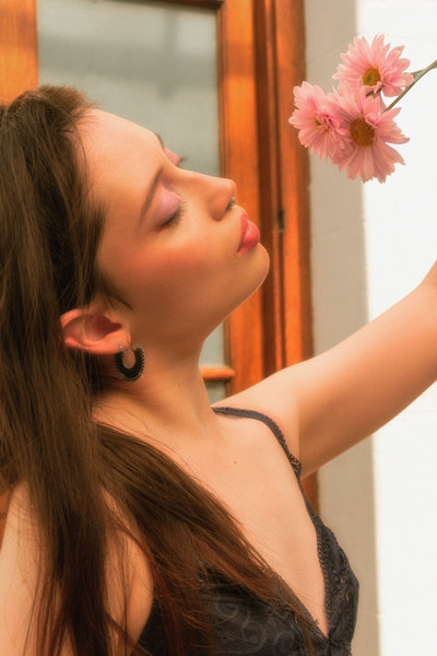 Live sex webcam photo for CassieRed #3599480