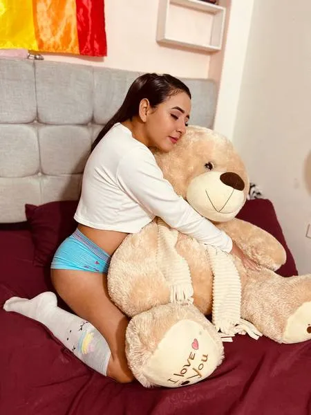 Live sex webcam photo for AlessandraQueen #3504311