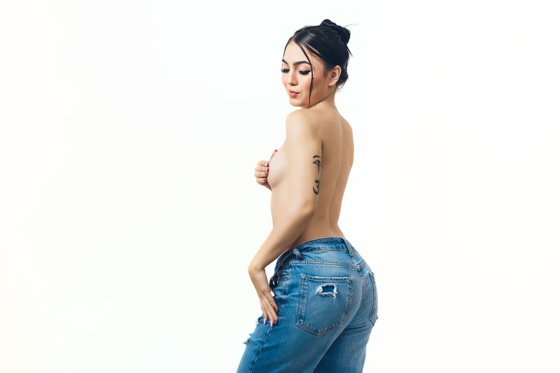 Live sex webcam photo for SabrinaDaftt #3523618