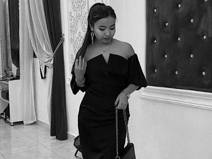 Live sex webcam photo for miisolis #3508415