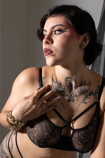 Live sex webcam photo for MissyCharlotte #3688673