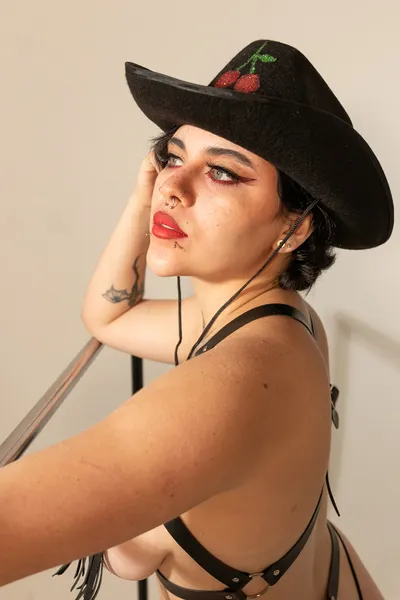 Live sex webcam photo for MissyCharlotte #3577196