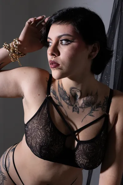Live sex webcam photo for MissyCharlotte #3620615