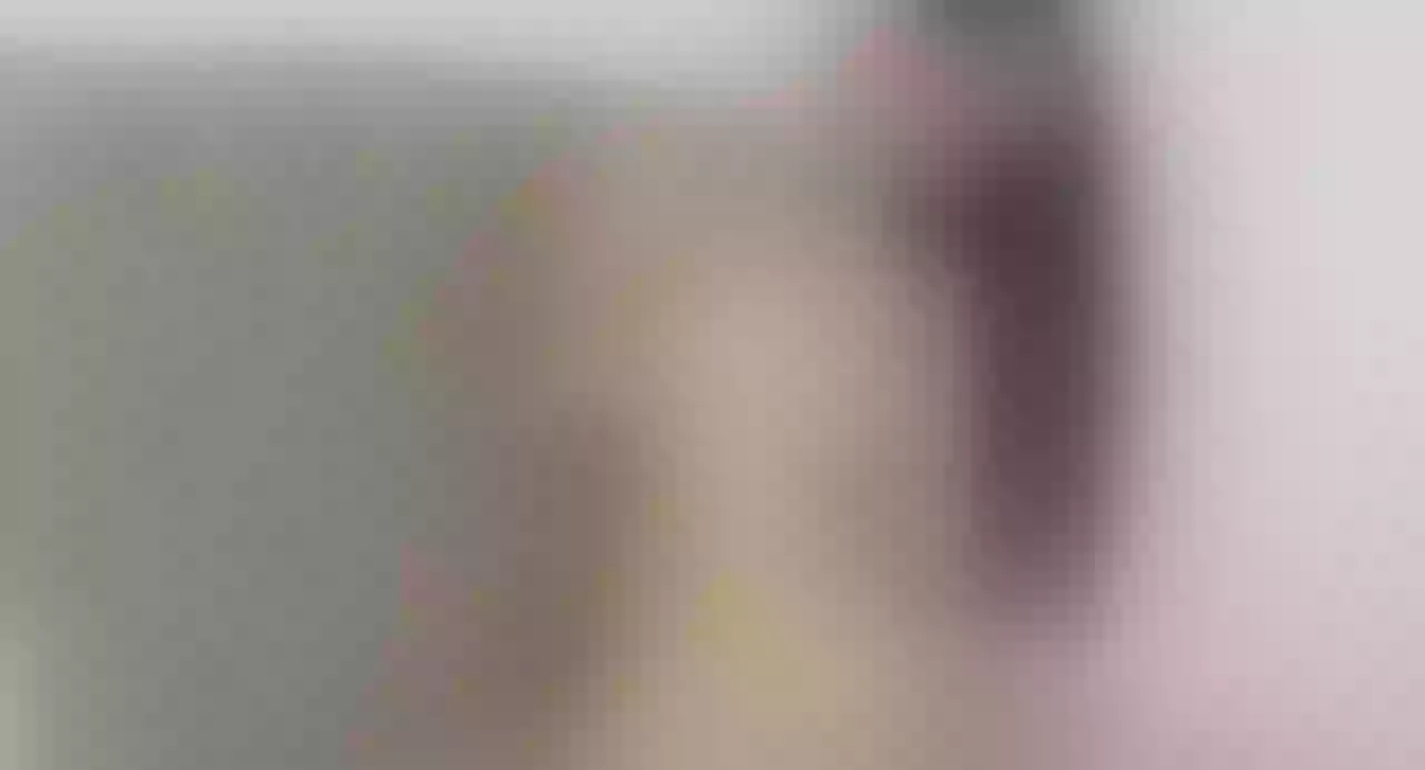 Live sex webcam photo for CarolineBasset #7214282