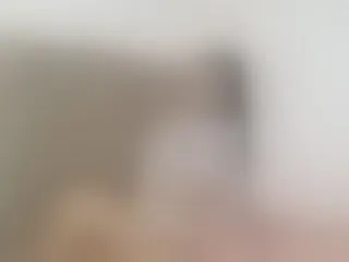 Live sex webcam photo for CarolineBasset #8290383