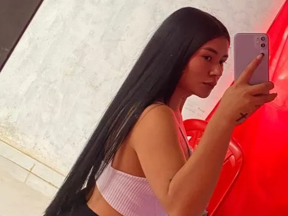 Live sex webcam photo for EvelynSoto #3510827