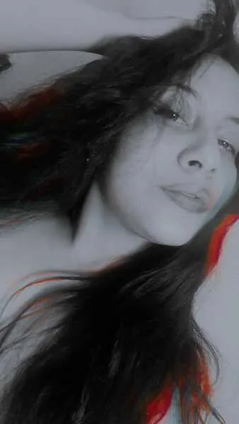 Live sex webcam photo for Esmeraldared #3754307