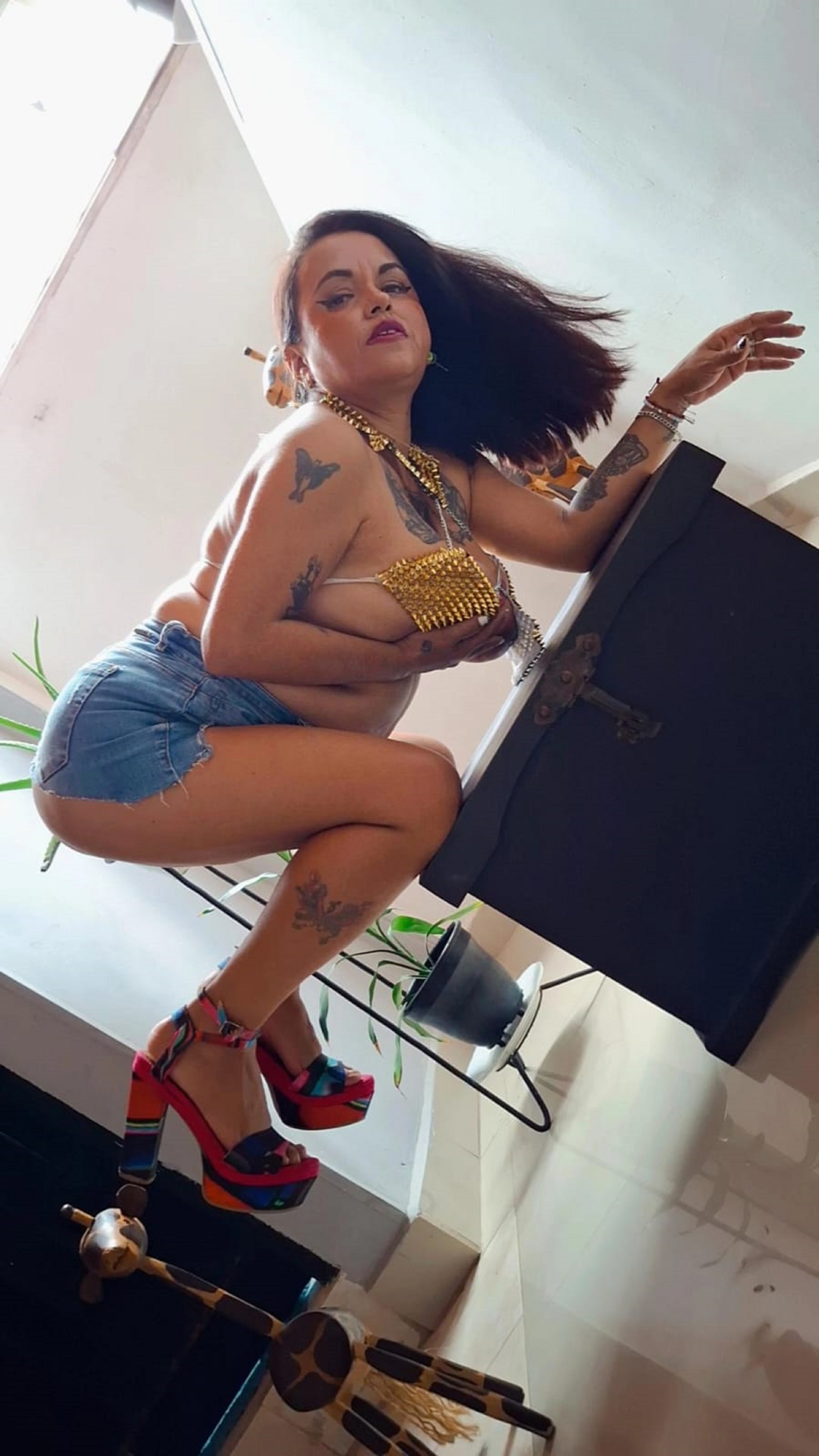 Live sex webcam photo for ZayraCorrales #7167360