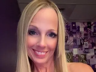 Live sex webcam photo for AlyssaXXX #7466112