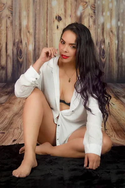 Live sex webcam photo for RooseKey #3520604