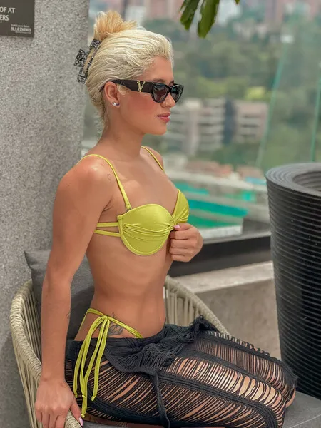 Live sex webcam photo for madisonbeck #3640316