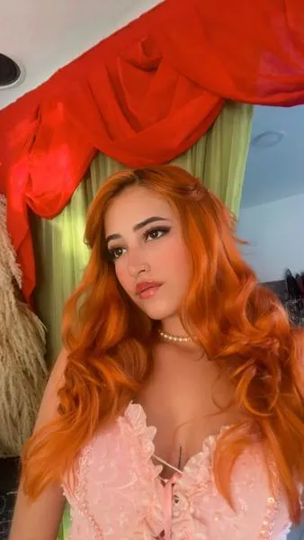 Live sex webcam photo for MiaHarper100 #3522484