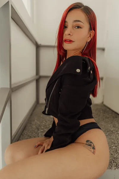 Live sex webcam photo for AlexiaCors #3522070