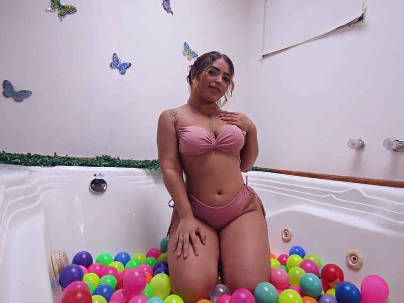 Live sex webcam photo for melayleo #3524197
