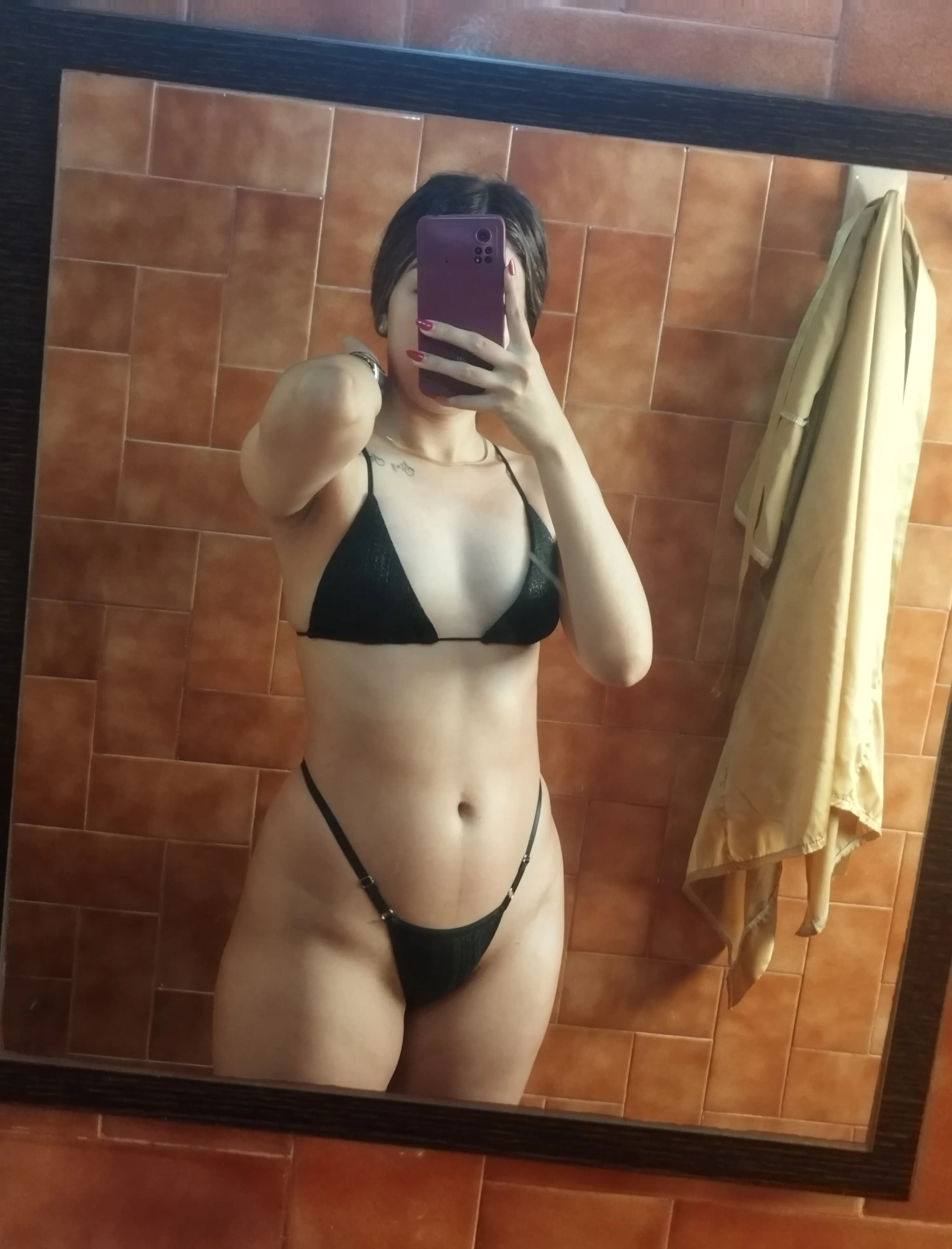 Live sex webcam photo for AdeleAnderson #7496140