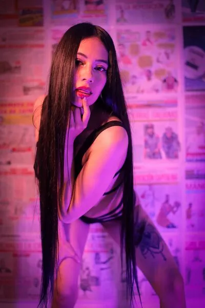 Live sex webcam photo for miiawiise #3766692