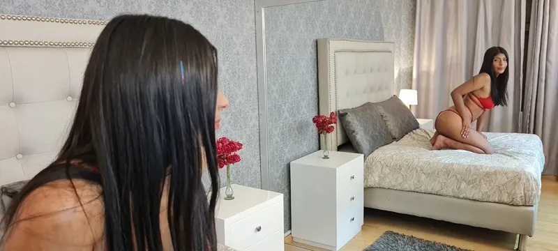 Live sex webcam photo for Salogs #3531927