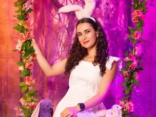 Live sex webcam photo for LAYLASIA #8572042