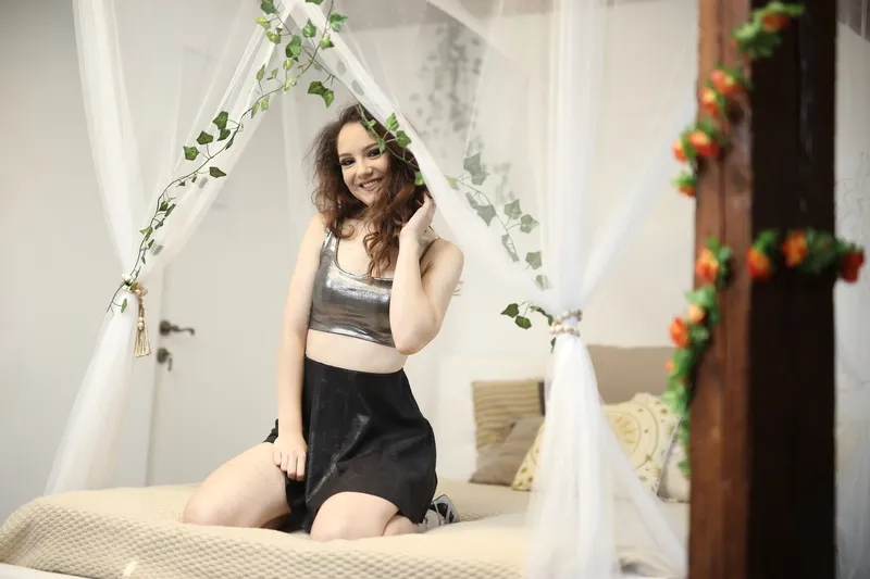 Live sex webcam photo for LILLIY #3614331