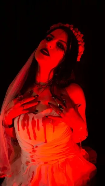 Live sex webcam photo for MeganJones18 #3637601