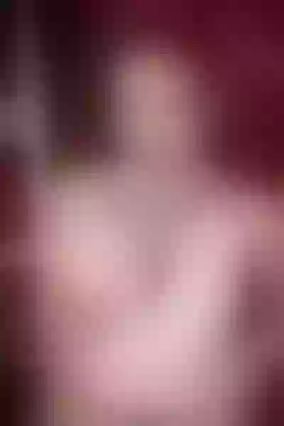 Live sex webcam photo for EmmaCollen #4039843