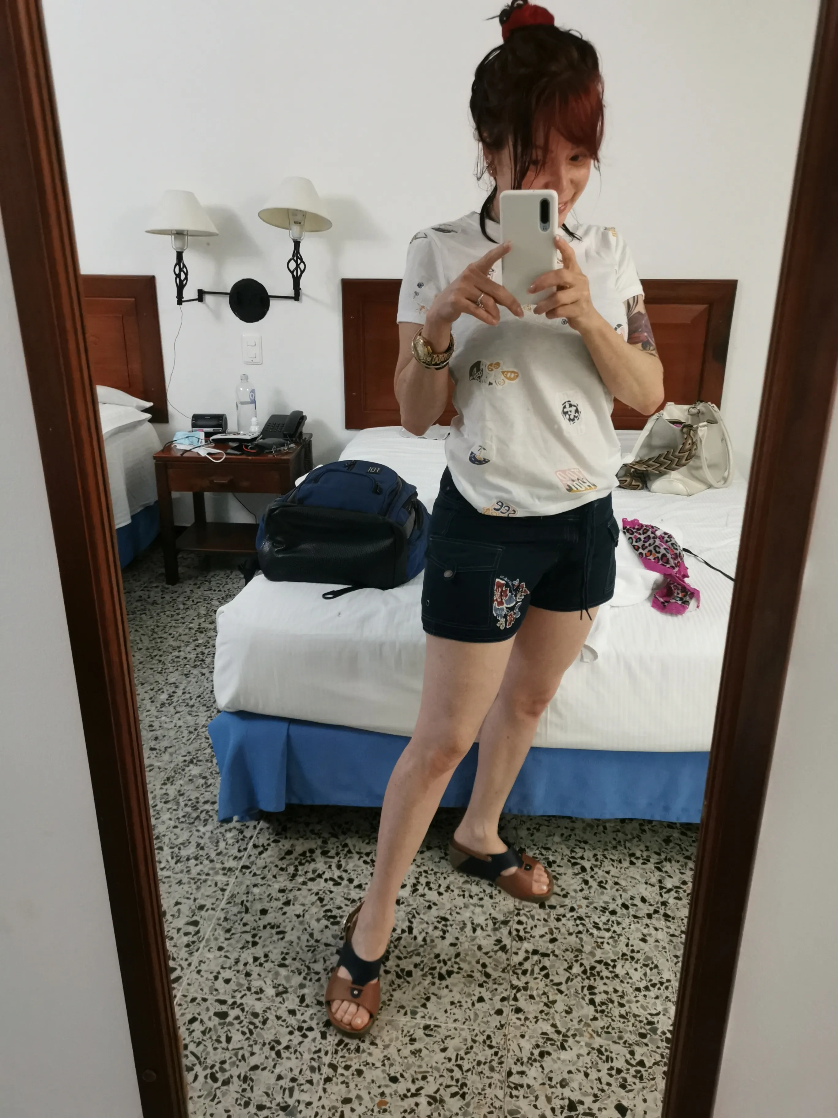 Live sex webcam photo for Carolinakiss23 #7872491