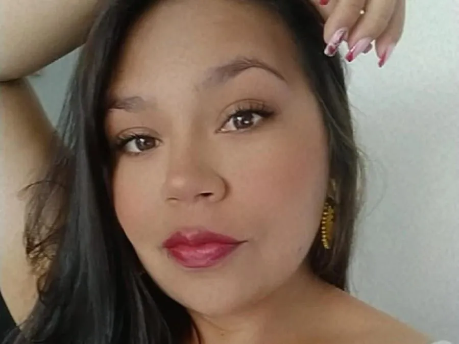 Live sex webcam photo for CATILICASWEET #3896335