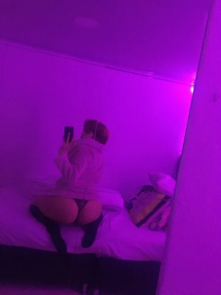 Live sex webcam photo for miajeroensky119 #3575973