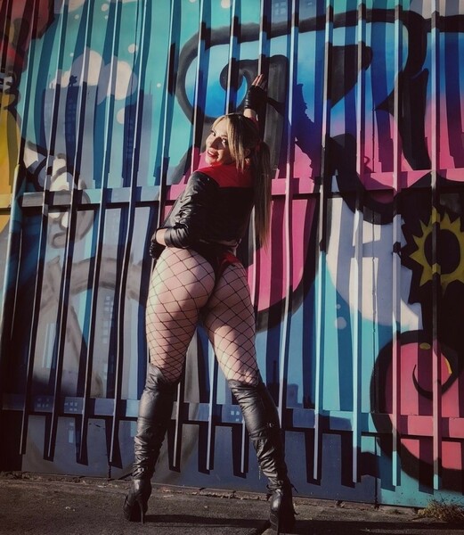 Live sex webcam photo for Myllu #3783665