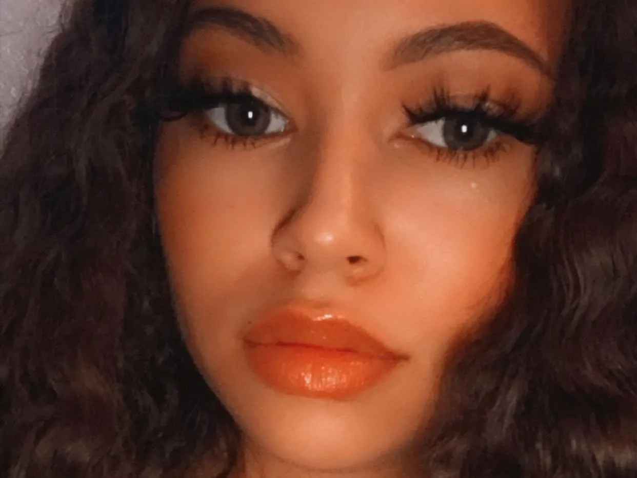 Live sex webcam photo for Tyniasworldxx #3532268