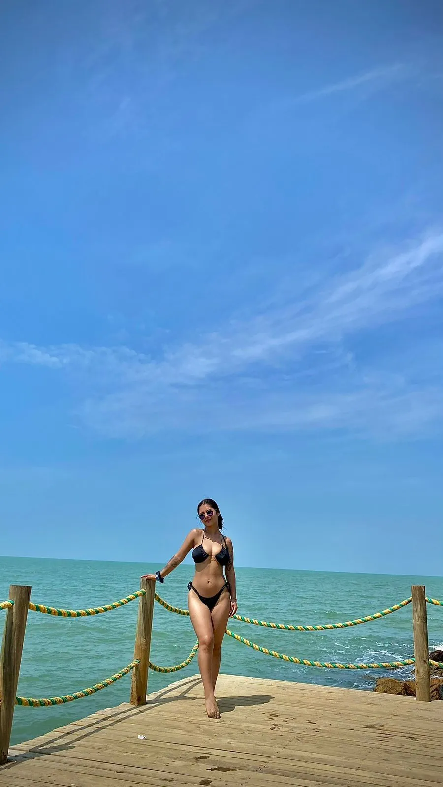 Live sex webcam photo for MiaSweet100 #7223693