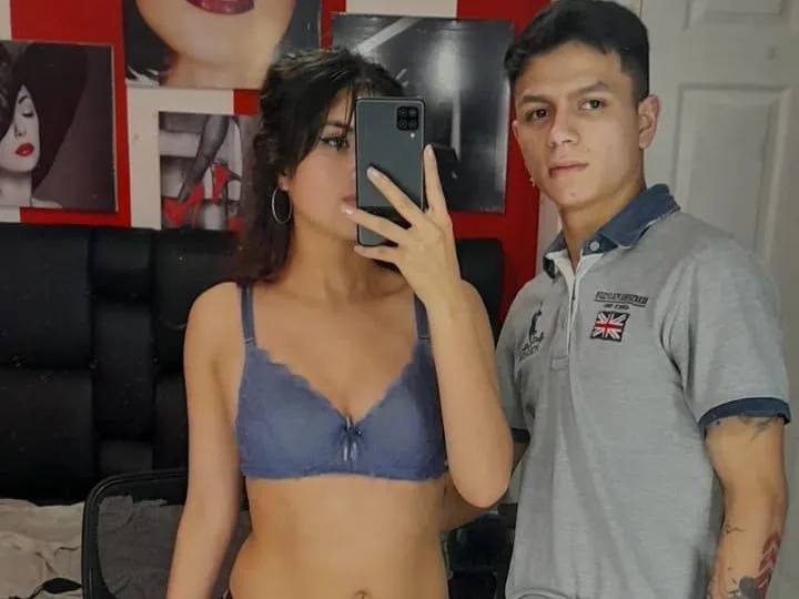 Live sex webcam photo for PaulaadnHarry #3534742