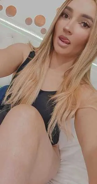 Live sex webcam photo for andreasweeet #3551645