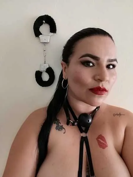 Live sex webcam photo for KaicyQueen #3570470