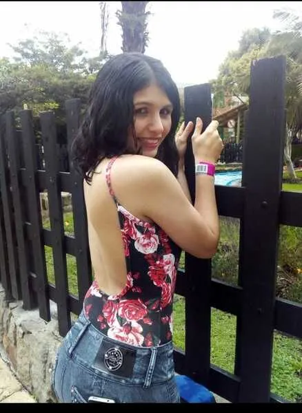 Live sex webcam photo for nicolestart #4220031