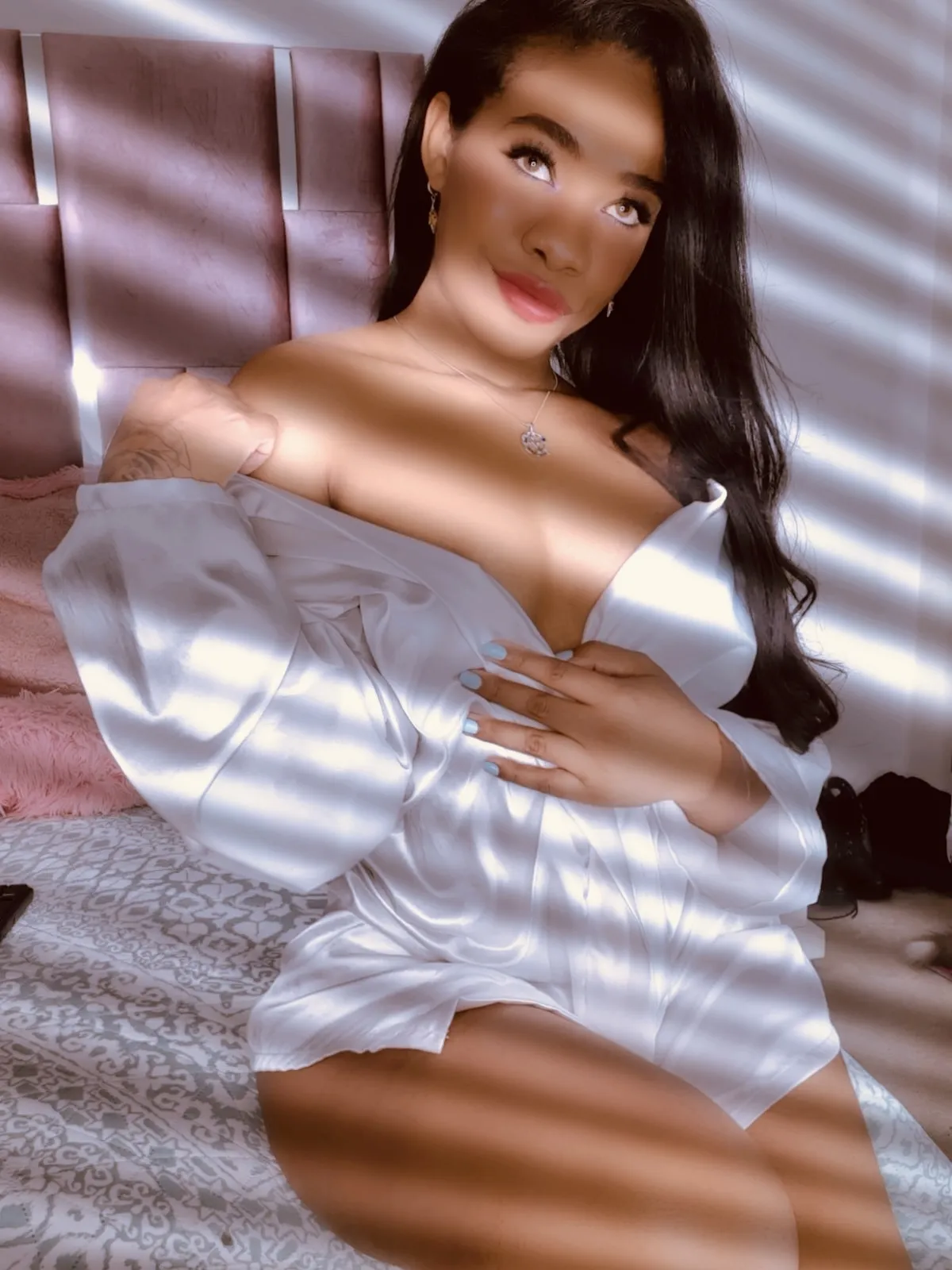 Live sex webcam photo for MayaBranson #7487348