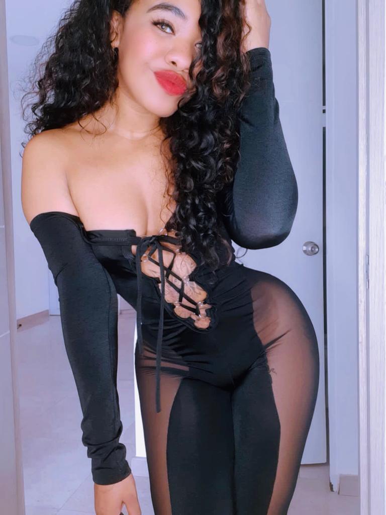 Live sex webcam photo for MayaBranson #7487318